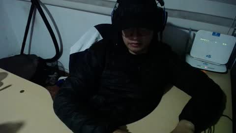 powerfulzeus2 online show from November 2025 02:55:02 AM