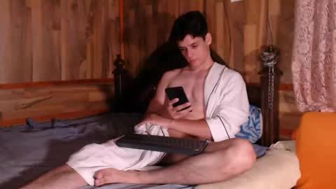 Snapshot of powertwinky chatting on December 2024 10:32:02 PM chris independent  online show from December 2024 10:32:02 PM