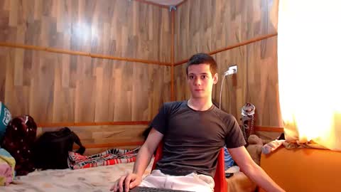 Snapshot of powertwinky chatting on October 2025 07:11:02 PM chris independent  online show from October 2025 07:11:02 PM