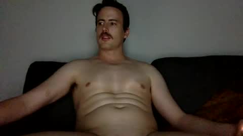 Snapshot of pphoto_95 chatting on January 2025 04:08:01 AM Redd online show from January 2025 04:08:01 AM