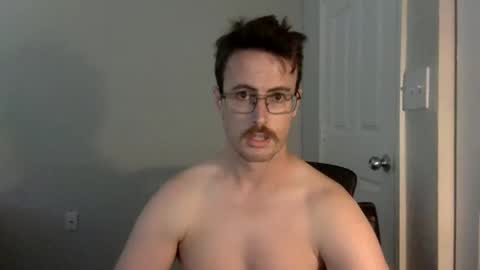 Snapshot of pphoto_95 chatting on February 2025 08:16:02 PM Redd online show from February 2025 08:16:02 PM