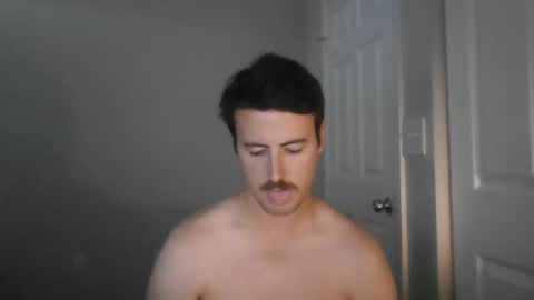 Snapshot of pphoto_95 chatting on October 2025 09:47:01 PM Redd online show from October 2025 09:47:01 PM