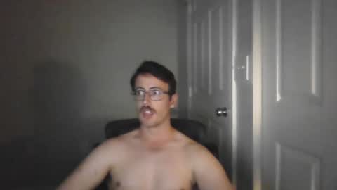 Snapshot of pphoto_95 chatting on October 2025 03:25:01 AM Redd online show from October 2025 03:25:01 AM