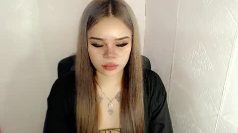 MAXXINE online show from February 2025 01:27:01 PM