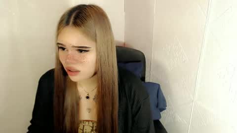 MAXXINE online show from March 2025 06:37:01 AM