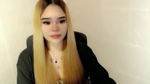 MAXXINE online show from February 2026 07:59:02 AM