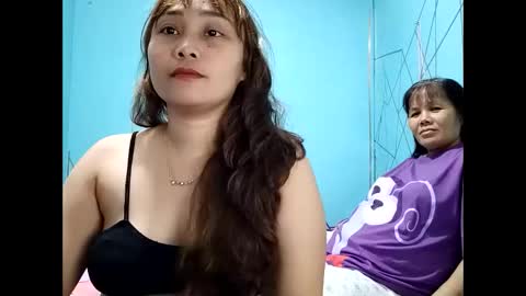 Snapshot of preggyliz chatting on February 2025 10:53:01 AM preggyliz online show from February 2025 10:53:01 AM