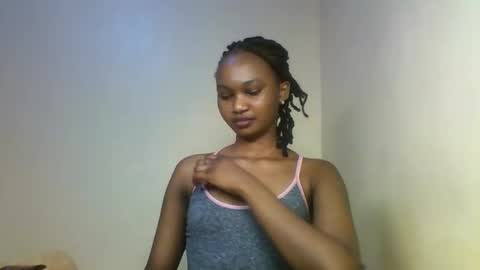 Snapshot of prettie_candy9 chatting on October 2025 09:23:01 PM Prettie candy9 online show from October 2025 09:23:01 PM