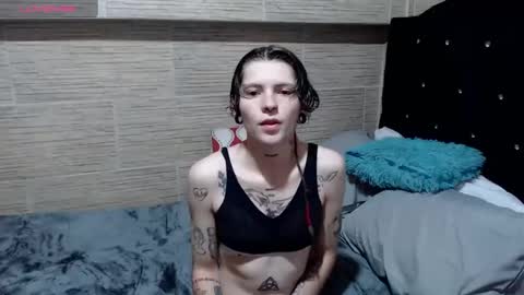 Snapshot of pretty_cristal22 chatting on February 2025 11:44:02 AM pretty_cristal22 online show from February 2025 11:44:02 AM