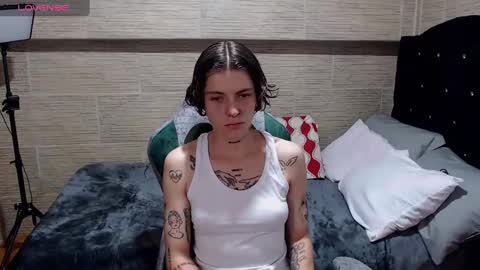 Snapshot of pretty_cristal22 chatting on February 2025 10:42:02 PM pretty_cristal22 online show from February 2025 10:42:02 PM