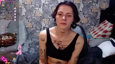 Snapshot of pretty_cristal22 chatting on May 2026 12:49:01 AM pretty_cristal22 online show from May 2026 12:49:01 AM
