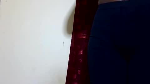 Snapshot of pretty_ebby chatting on April 2026 03:20:01 PM pretty_ebby online show from April 2026 03:20:01 PM