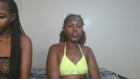 pretty_empress online show from July 2026 09:50:01 PM