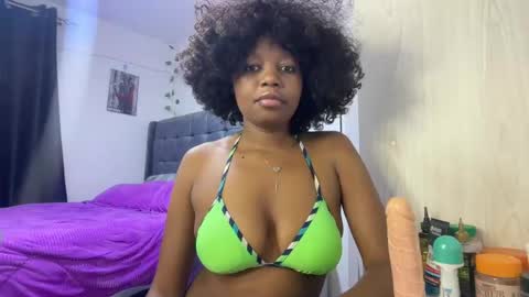 Pretty peaches online show from December 2025 09:08:02 PM