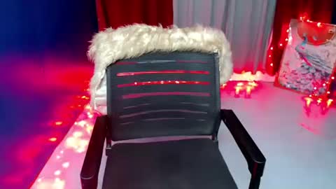 Snapshot of pretty_petite_asian143 chatting on October 2025 05:13:02 PM samantha online show from October 2025 05:13:02 PM