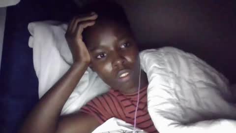 pretty_petite_ebony online show from October 2025 03:24:01 PM