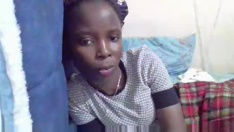 Snapshot of pretty_petite_ebony chatting on May 2026 06:46:01 PM pretty_petite_ebony online show from May 2026 06:46:01 PM