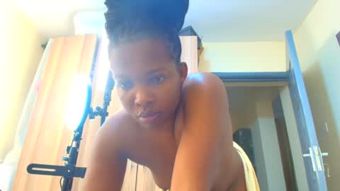 Essy online show from August 2026 10:53:02 AM