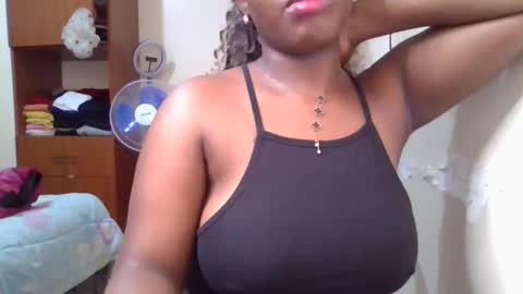 pretty_shila online show from May 2026 10:36:01 AM