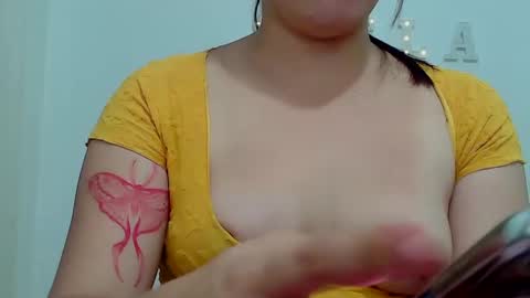 pretty stela online show from March 2025 12:26:02 PM