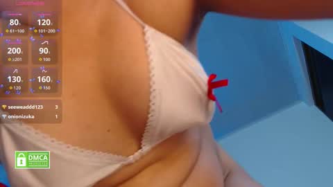 Valentina online show from October 2025 07:33:01 PM