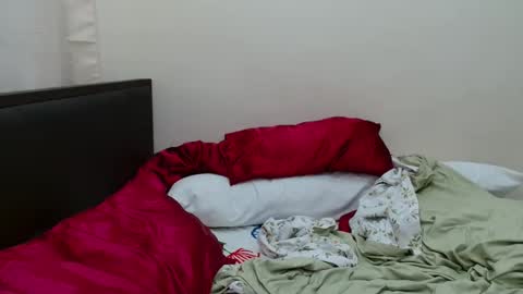 PrettyAsian098 online show from September 2025 10:33:02 PM