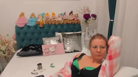 Snapshot of prettyblackeyes chatting on January 2025 10:38:02 AM wilma online show from January 2025 10:38:02 AM