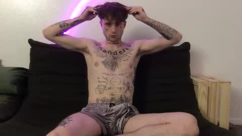 pretty boy online show from October 2025 04:07:02 AM