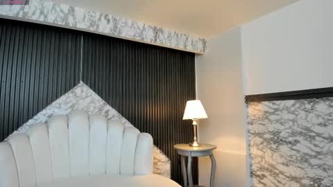 Snapshot of prettybullet chatting on February 2025 12:12:01 PM GTM-5 online show from February 2025 12:12:01 PM