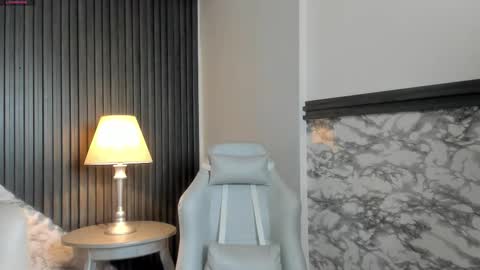 Snapshot of prettybullet chatting on September 2025 12:16:01 PM GTM-5 online show from September 2025 12:16:01 PM