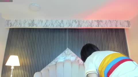 Snapshot of prettybullet chatting on October 2025 12:04:02 PM GTM-5 online show from October 2025 12:04:02 PM