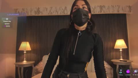 Snapshot of prettybullet chatting on October 2025 12:19:02 PM GTM-5 online show from October 2025 12:19:02 PM