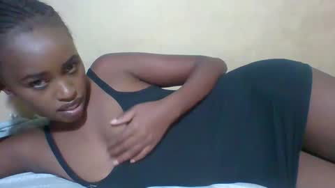 prettycarl_2 online show from January 2025 10:22:01 PM