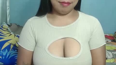 prettygirl_ynna online show from February 2026 12:09:02 AM
