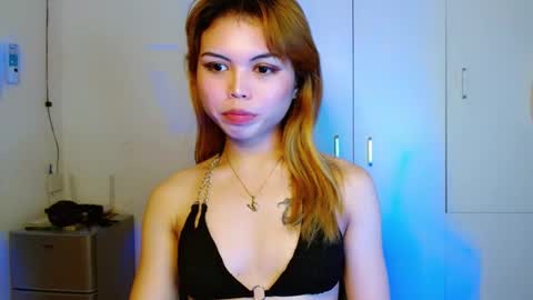 Snapshot of prettyjulian chatting on December 2024 08:47:01 PM SEXY JULIA online show from December 2024 08:47:01 PM