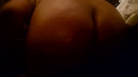 Snapshot of prettylips3 chatting on December 2024 01:07:02 PM Mona Red online show from December 2024 01:07:02 PM