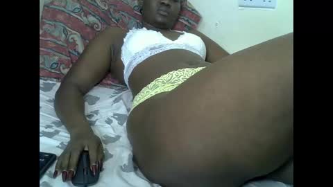 LILIAN online show from November 2025 07:29:02 AM