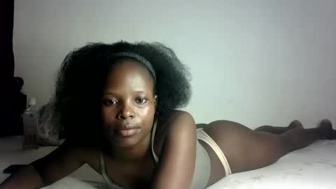 Melly online show from February 2025 06:56:02 PM