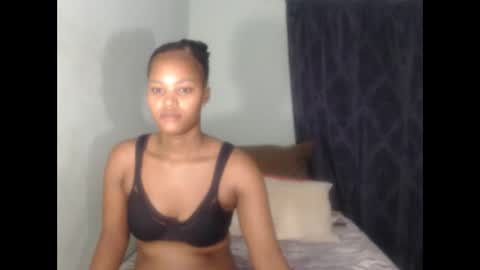 Snapshot of prettynyash chatting on February 2025 10:14:02 PM prettynyash online show from February 2025 10:14:02 PM