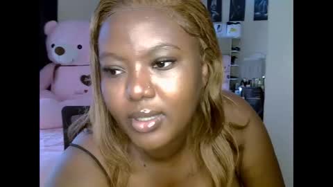 Snapshot of prettypearl_ chatting on February 2025 08:39:01 AM pearl online show from February 2025 08:39:01 AM