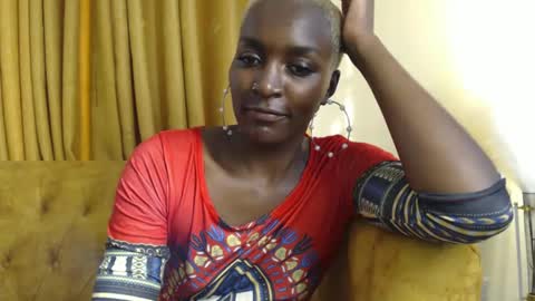 Snapshot of prettyquee chatting on December 2024 05:31:01 AM sasha online show from December 2024 05:31:01 AM