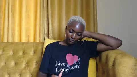 Snapshot of prettyquee chatting on January 2025 09:24:01 AM sasha online show from January 2025 09:24:01 AM