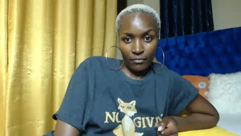 Snapshot of prettyquee chatting on March 2025 08:49:01 PM sasha online show from March 2025 08:49:01 PM