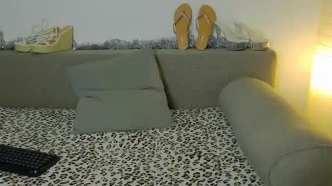 prettyvanessa online show from March 2026 08:32:02 AM