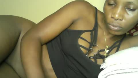 prettyvish online show from July 2026 12:44:02 PM