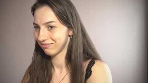 prettyyy_angel online show from October 2025 01:51:02 PM