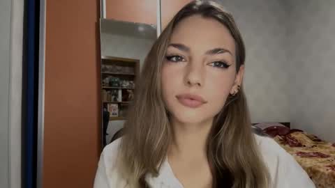 Amelia online show from November 2025 05:17:01 PM