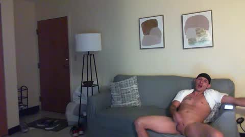 Prince Addonnaz online show from October 2025 03:47:02 AM