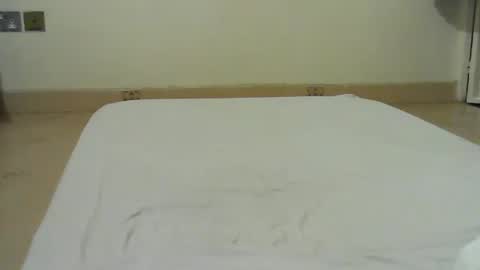 Snapshot of princess_cutie chatting on March 2025 06:43:02 PM princess online show from March 2025 06:43:02 PM