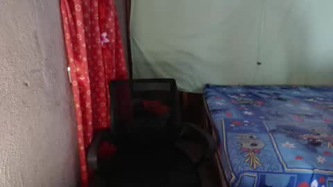 margux online show from November 2025 02:42:02 AM